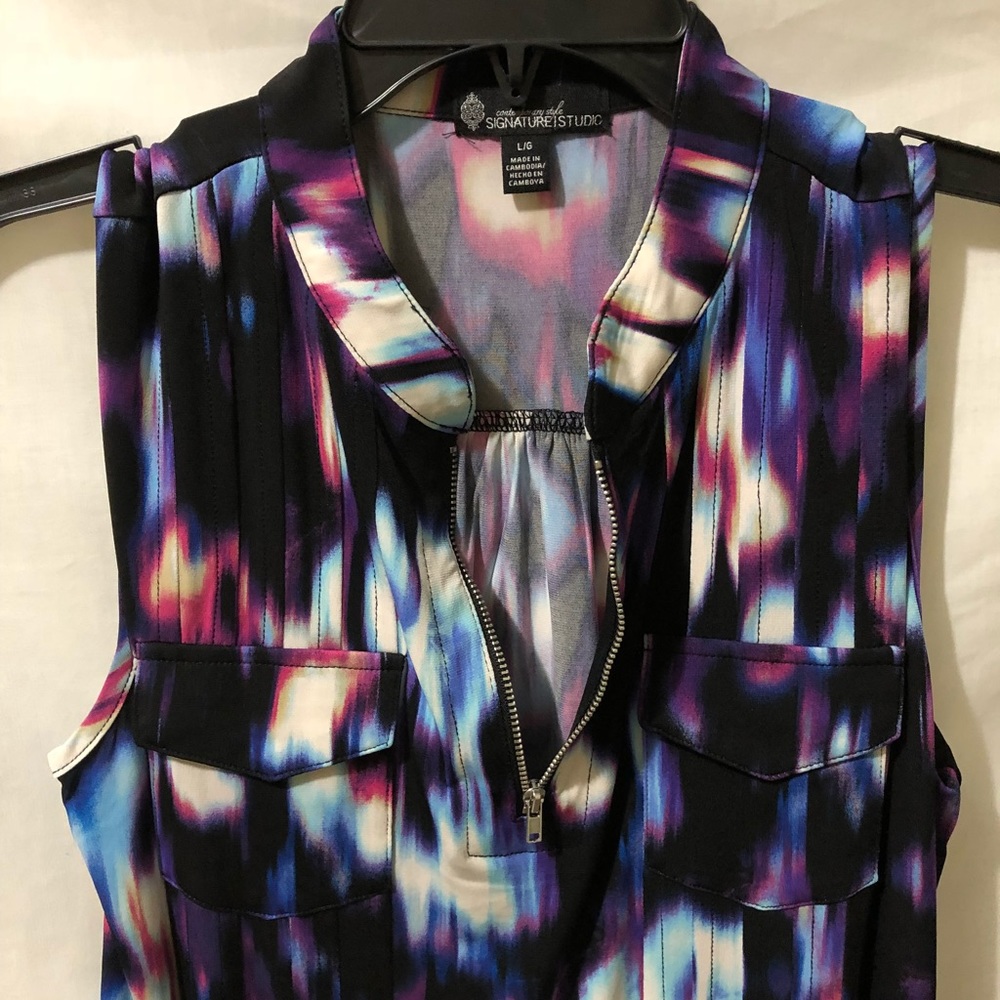 🔥Comfy & Sexy Blouse. Zip low or high. Soft material.🔥